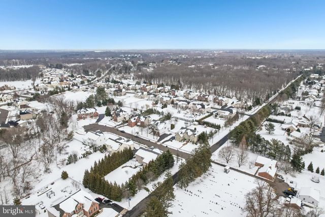 1 CRANBURY HILL CT, Mount Laurel, NJ 08054