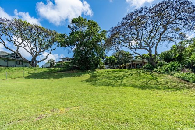 44-375 Kaneohe Bay Drive, Kaneohe, HI 96744