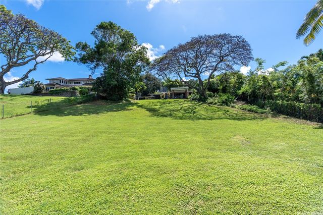 44-375 Kaneohe Bay Drive, Kaneohe, HI 96744