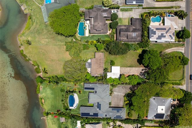 44-375 Kaneohe Bay Drive, Kaneohe, HI 96744