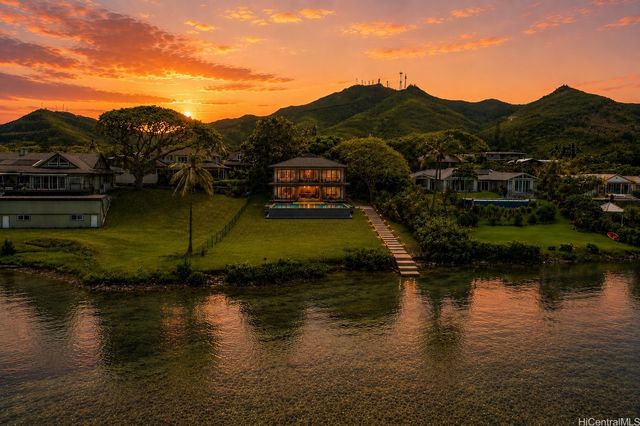 44-375 Kaneohe Bay Drive, Kaneohe, HI 96744
