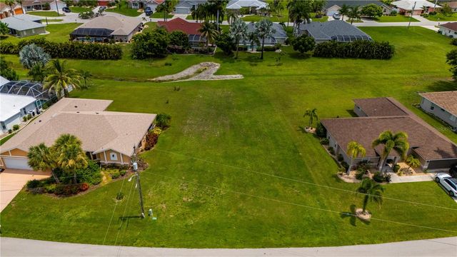 7332 POWDER PUFF, Punta Gorda, FL 33955