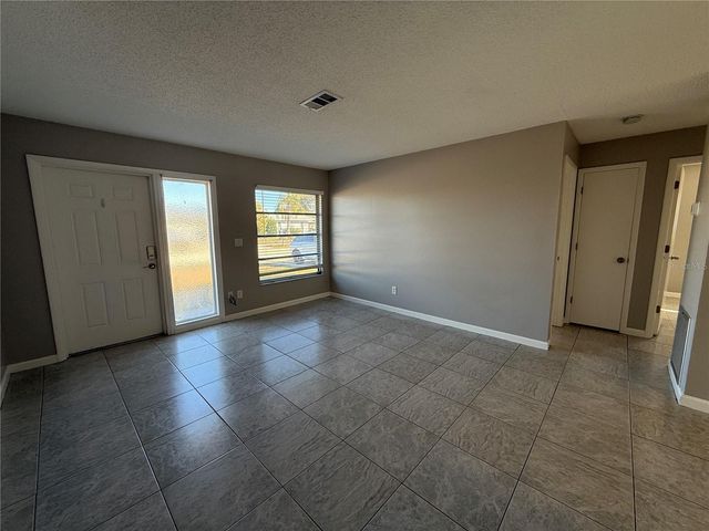 470 BRIARWOOD ROAD, Venice, FL 34293