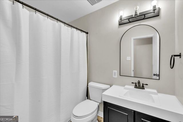 413 Davis Drive, Centerville, GA 31028