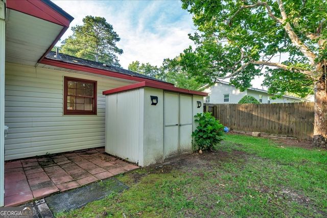 413 Davis Drive, Centerville, GA 31028
