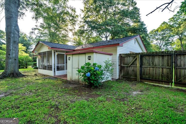 413 Davis Drive, Centerville, GA 31028