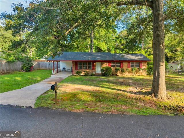 413 Davis Drive, Centerville, GA 31028