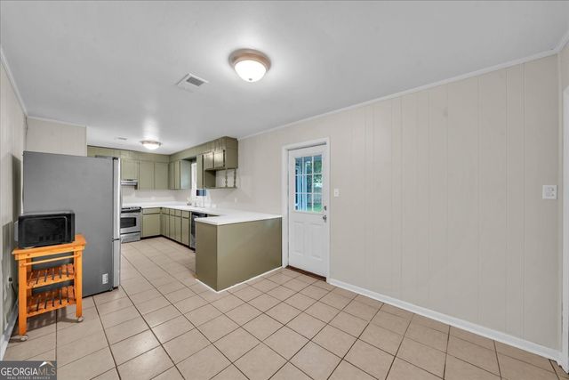 413 Davis Drive, Centerville, GA 31028