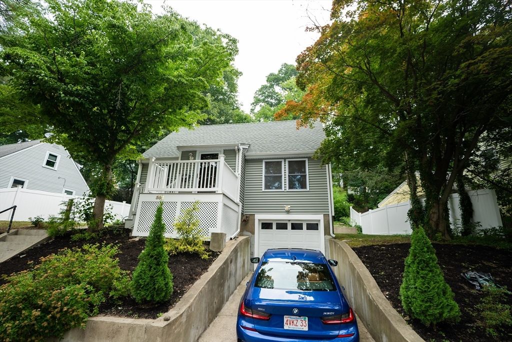 592 Poplar St, Boston, MA 02131