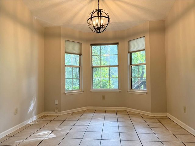 1035 Towne Manor NW Court, Kennesaw, GA 30144