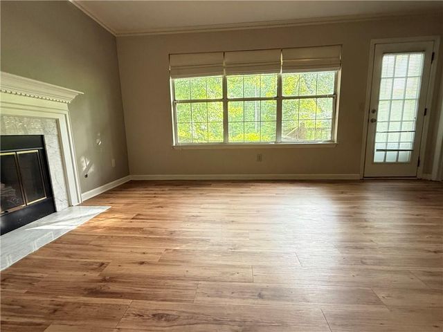 1035 Towne Manor NW Court, Kennesaw, GA 30144