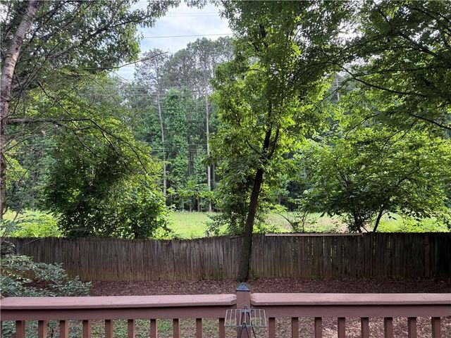 1035 Towne Manor NW Court, Kennesaw, GA 30144