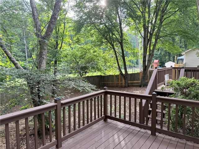 1035 Towne Manor NW Court, Kennesaw, GA 30144