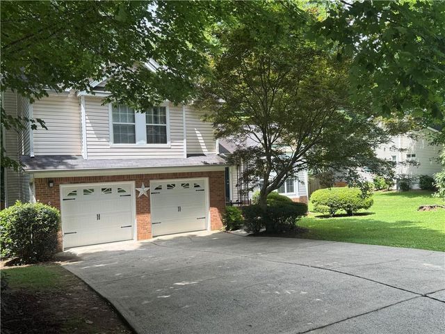 1035 Towne Manor NW Court, Kennesaw, GA 30144