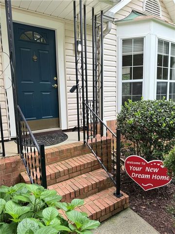 1035 Towne Manor NW Court, Kennesaw, GA 30144