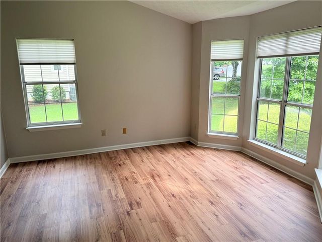 1035 Towne Manor NW Court, Kennesaw, GA 30144