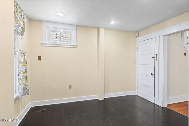 105 Grove Avenue, Albany, NY 12208