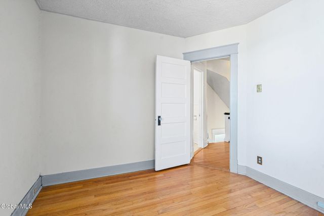 105 Grove Avenue, Albany, NY 12208