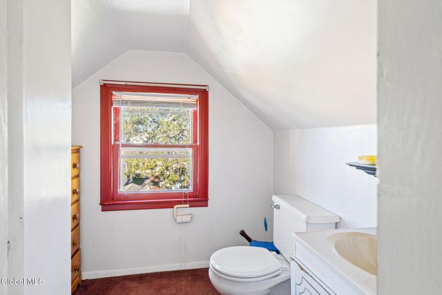 105 Grove Avenue, Albany, NY 12208
