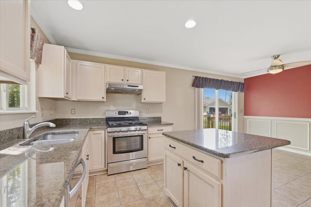 4387 Sunburst Avenue, Waterford Twp, MI 48329