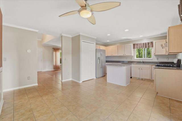 4387 Sunburst Avenue, Waterford Twp, MI 48329