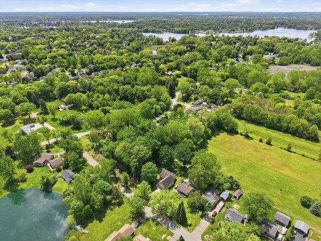 4387 Sunburst Avenue, Waterford Twp, MI 48329
