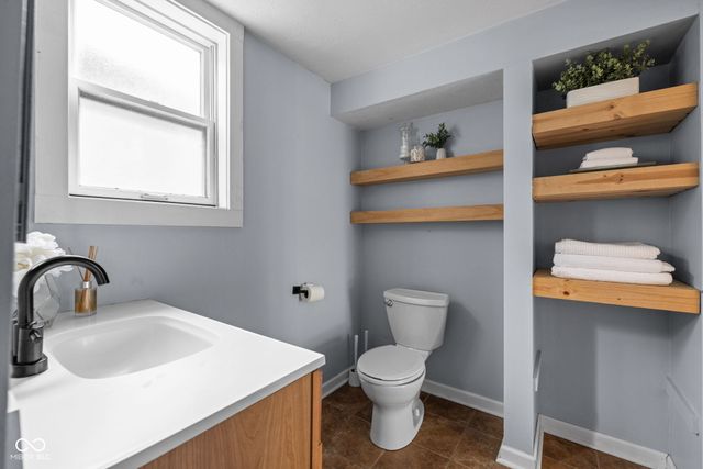 1205 E Vermont Street, Indianapolis, IN 46202