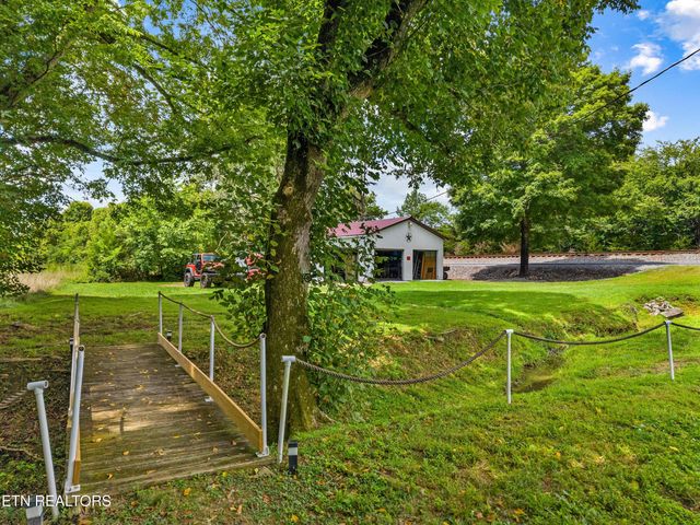 202 S Shepherd Drive, Bulls Gap, TN 37711