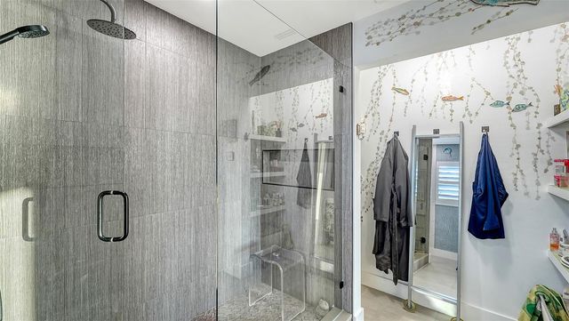 37 SUNSET DRIVE 44, Sarasota, FL 34236