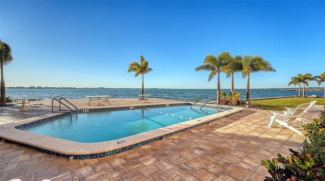 37 SUNSET DRIVE 44, Sarasota, FL 34236