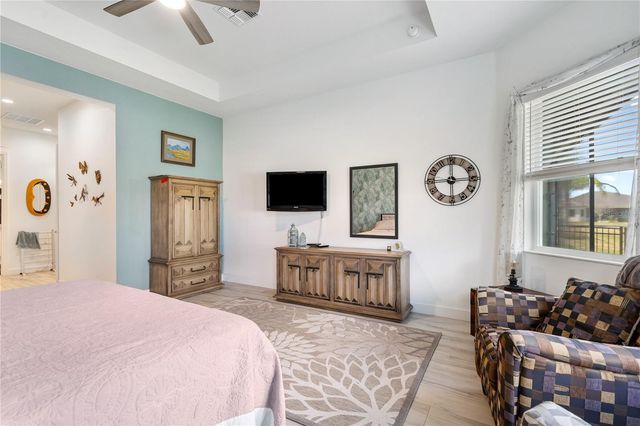 4924 PAMPLONA COURT, Wimauma, FL 33598