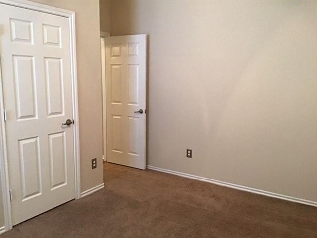 8723 Rollick Drive, Tomball, TX 77375