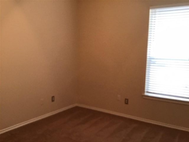 8723 Rollick Drive, Tomball, TX 77375