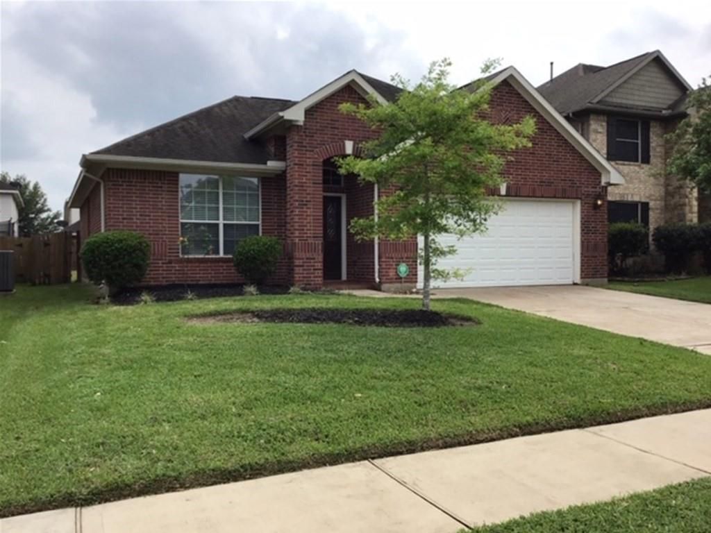 8723 Rollick Drive, Tomball, TX 77375