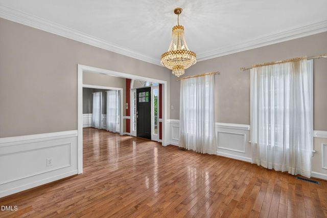 2901 Lauren Oaks Drive, Raleigh, NC 27616