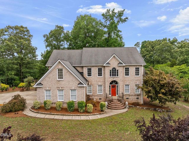 2901 Lauren Oaks Drive, Raleigh, NC 27616