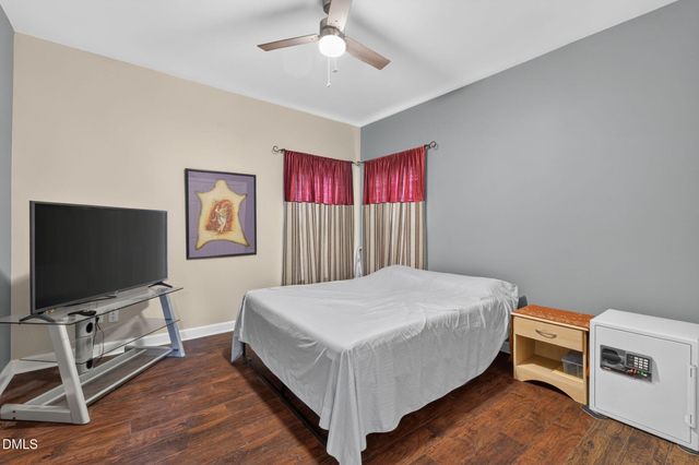 2901 Lauren Oaks Drive, Raleigh, NC 27616