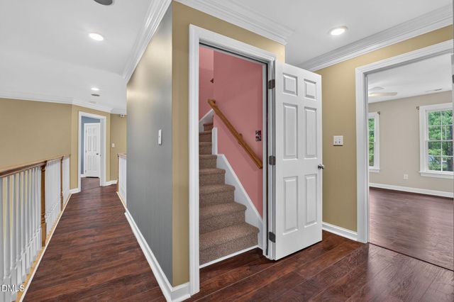 2901 Lauren Oaks Drive, Raleigh, NC 27616