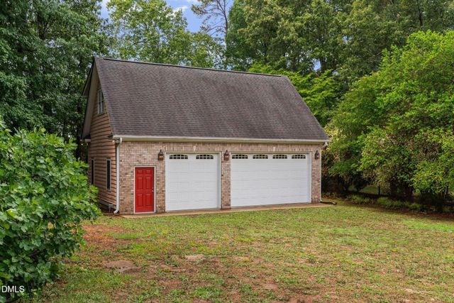 2901 Lauren Oaks Drive, Raleigh, NC 27616