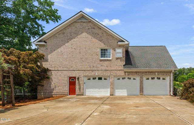 2901 Lauren Oaks Drive, Raleigh, NC 27616
