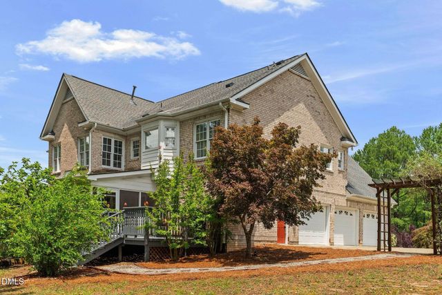 2901 Lauren Oaks Drive, Raleigh, NC 27616