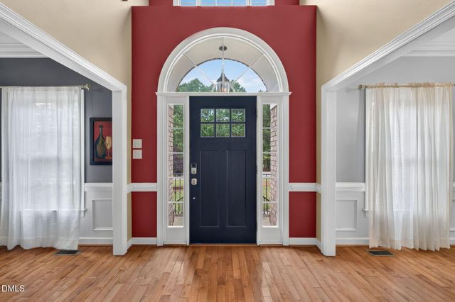 2901 Lauren Oaks Drive, Raleigh, NC 27616
