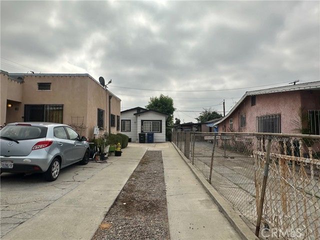 606 S Kern Avenue, East Los Angeles, CA 90022