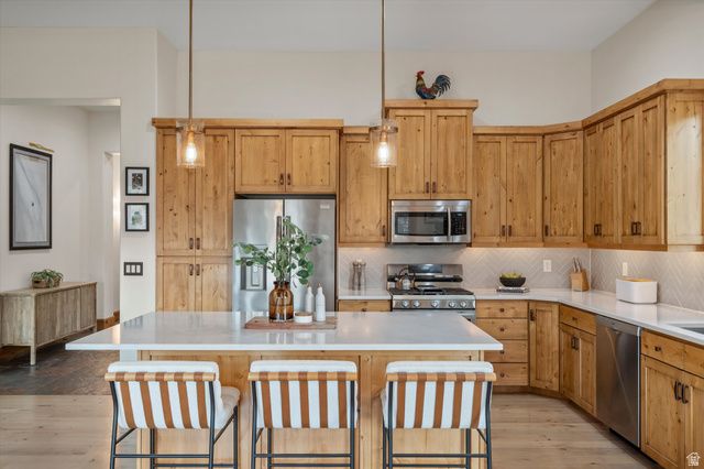 4892 E EAGLERIDGE DR, Eden, UT 84310