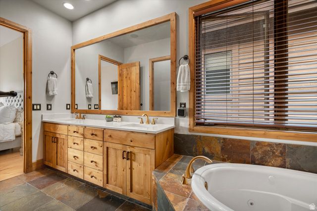 4892 E EAGLERIDGE DR, Eden, UT 84310
