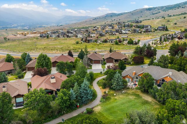 4892 E EAGLERIDGE DR, Eden, UT 84310