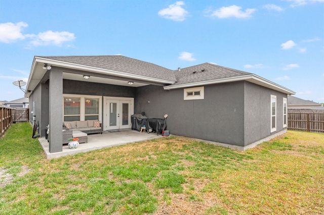 9501 Royal Oak Dr, Corpus Christi, TX 78410