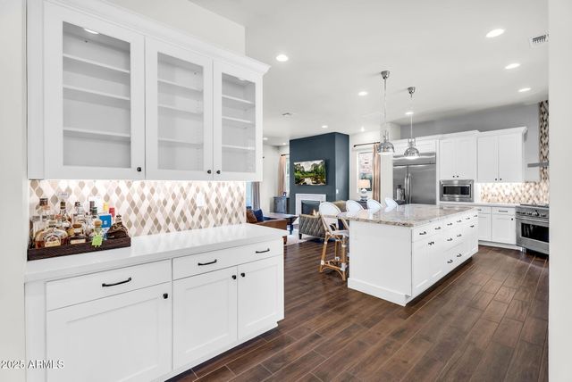 625 W Echo Lane, Phoenix, AZ 85021