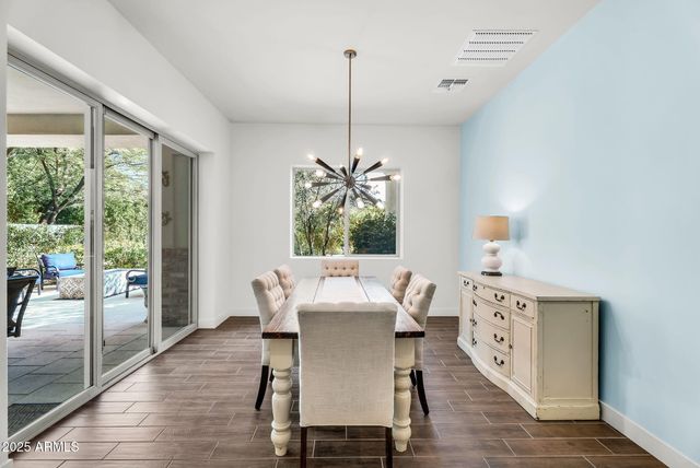 625 W Echo Lane, Phoenix, AZ 85021