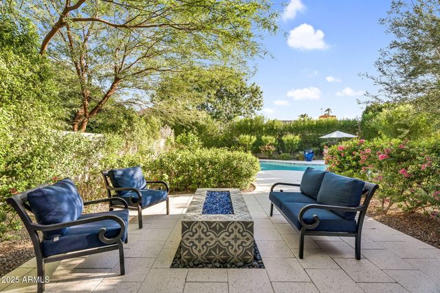 625 W Echo Lane, Phoenix, AZ 85021